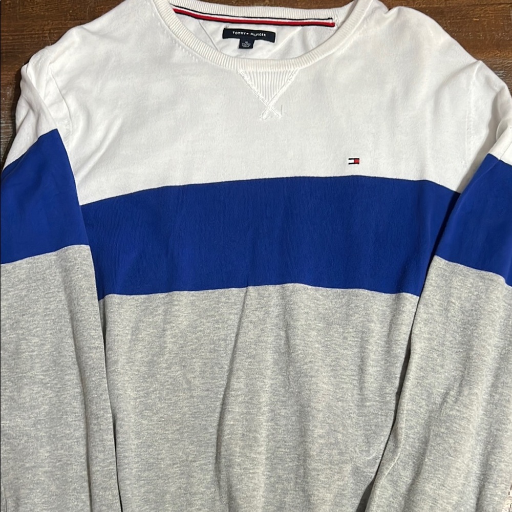 Tommy Hilfiger Men's Blue and Gray Crewneck Sweater